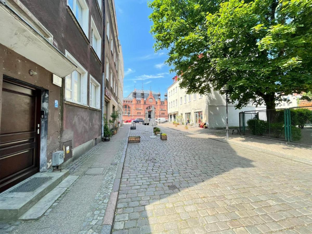 Yourapart Straganiarska Z Parkingiem 格但斯克 外观 照片